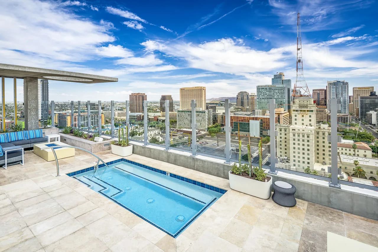 amenities-basketballcourt