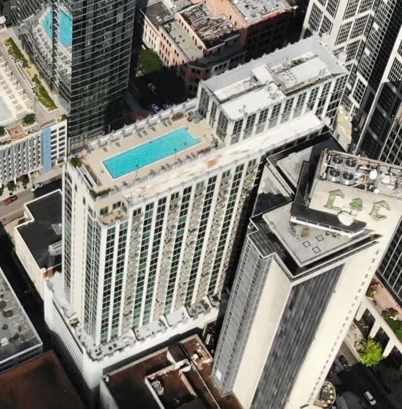 amenities-rooftoppoolaerial1
