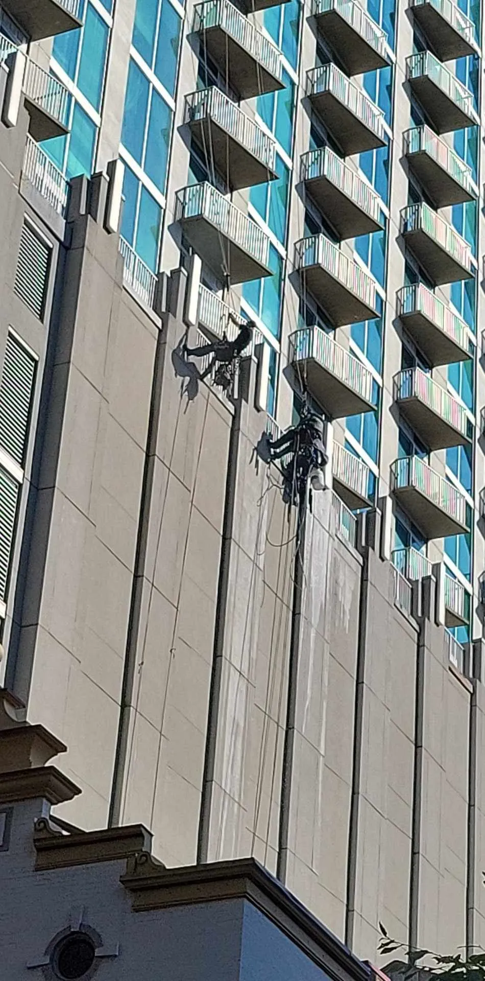 exterior-facadewindowcleaners