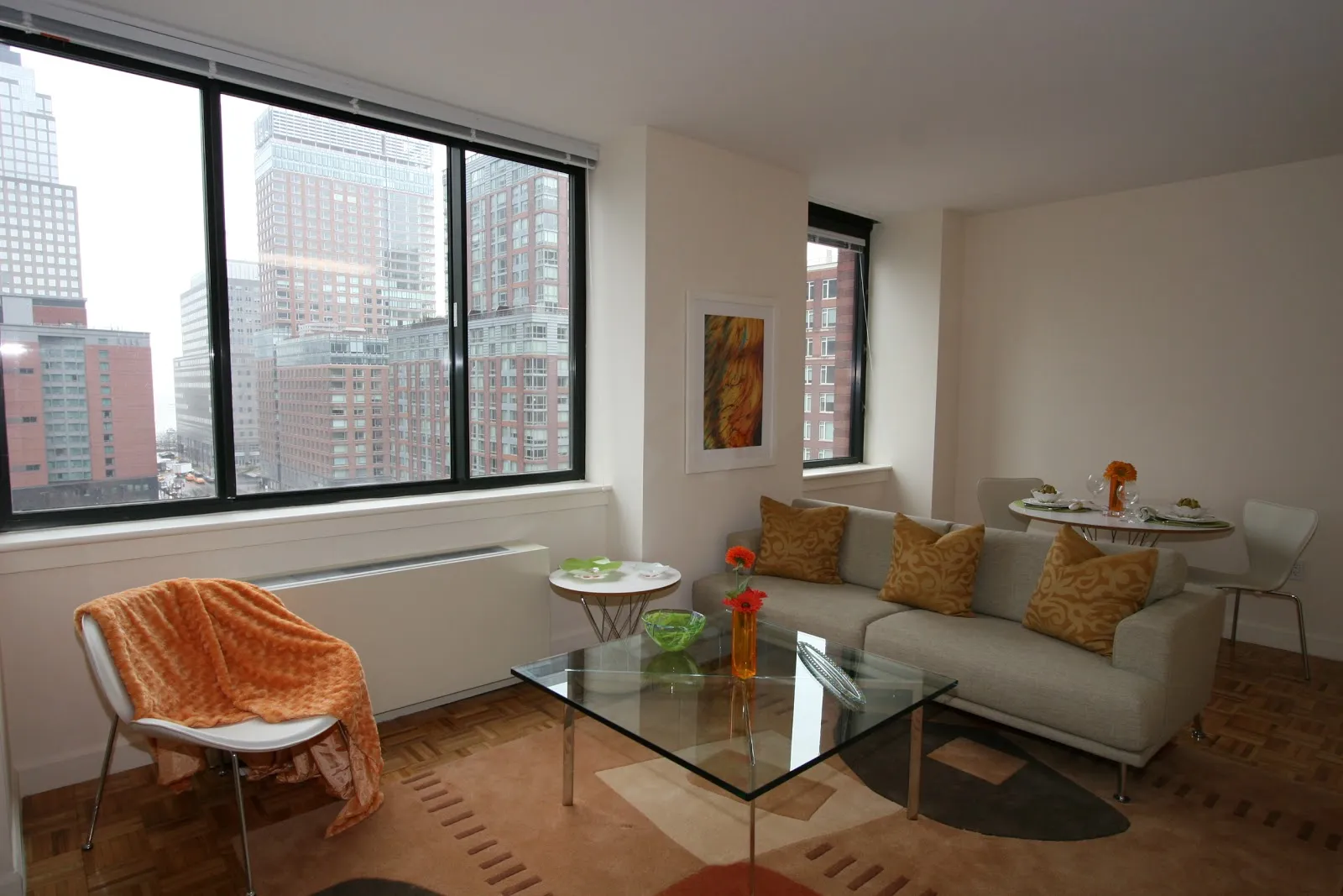 interior-livingroomcityview