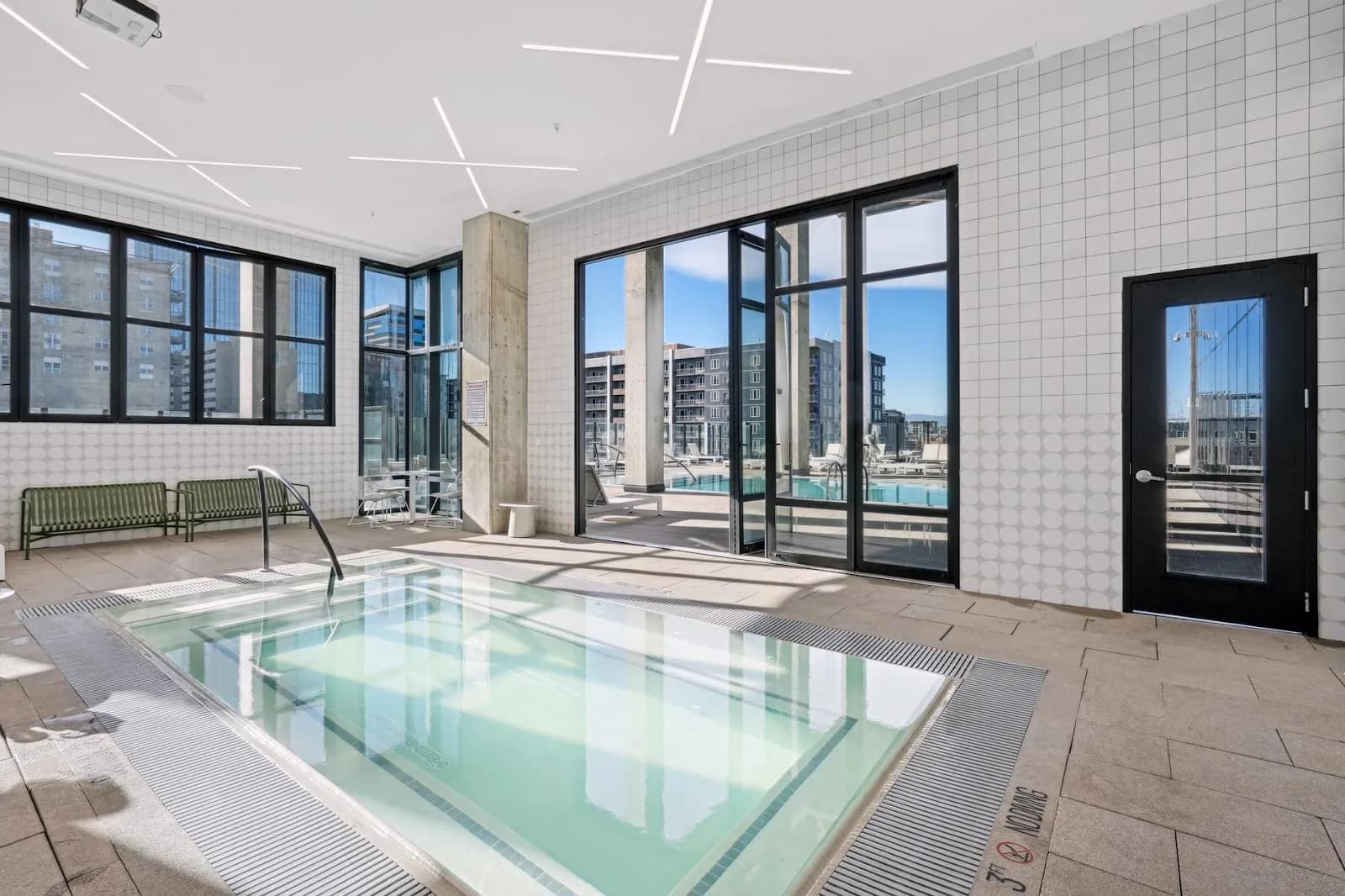 amenities-indoorpool