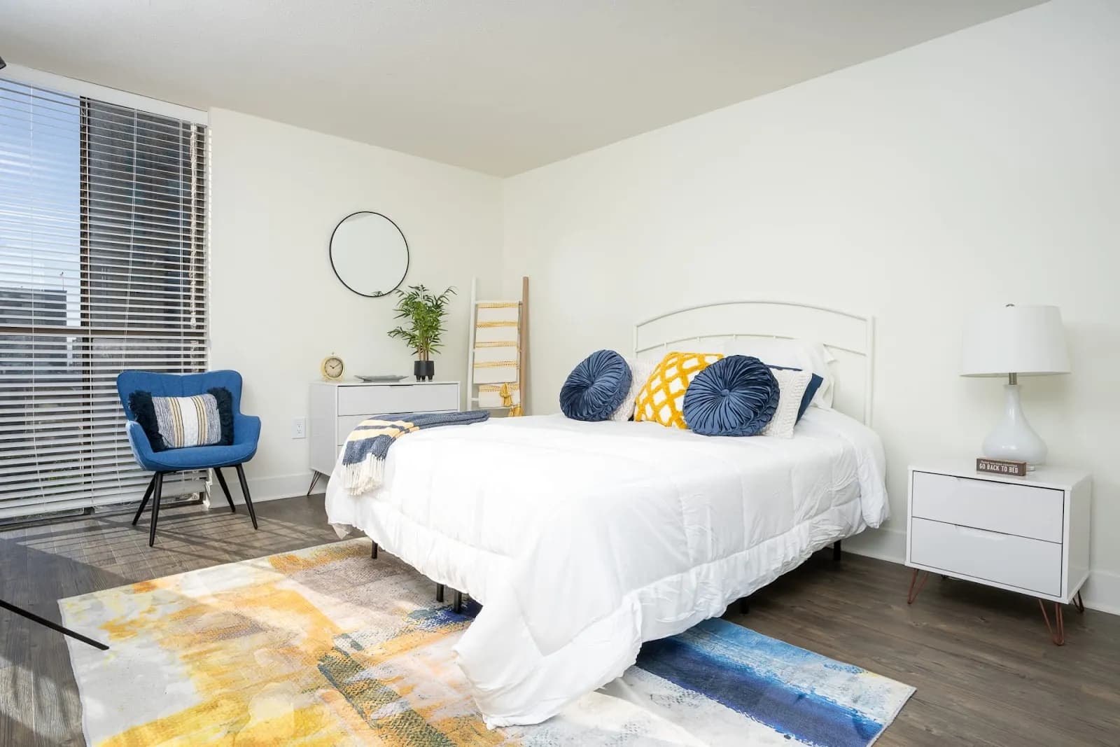 bedroom-bedroom