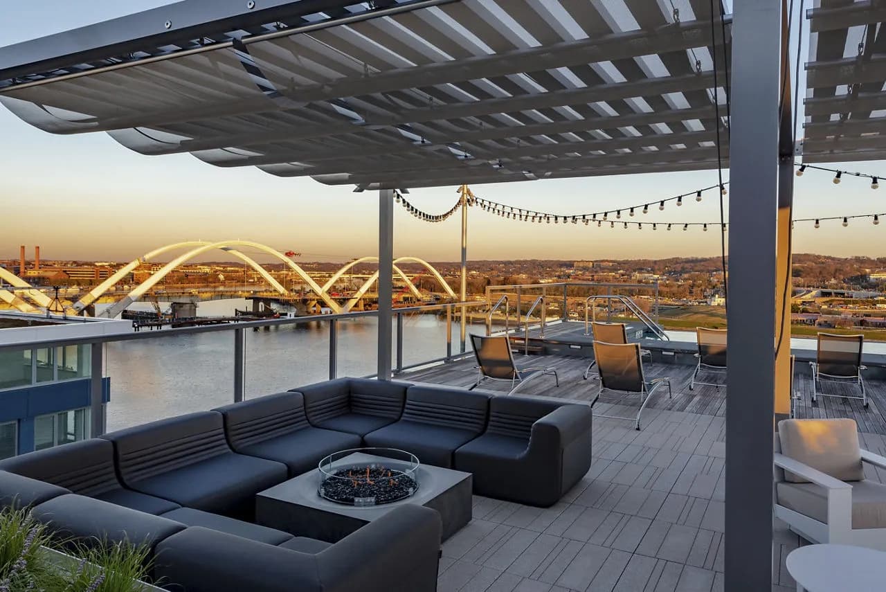 amenities-rooftopdeck