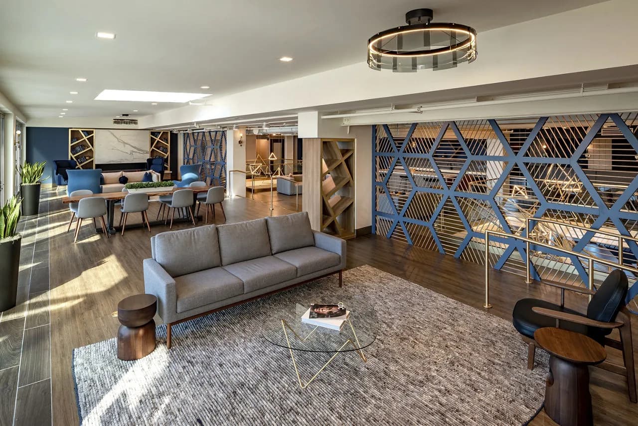 interior-clubroom