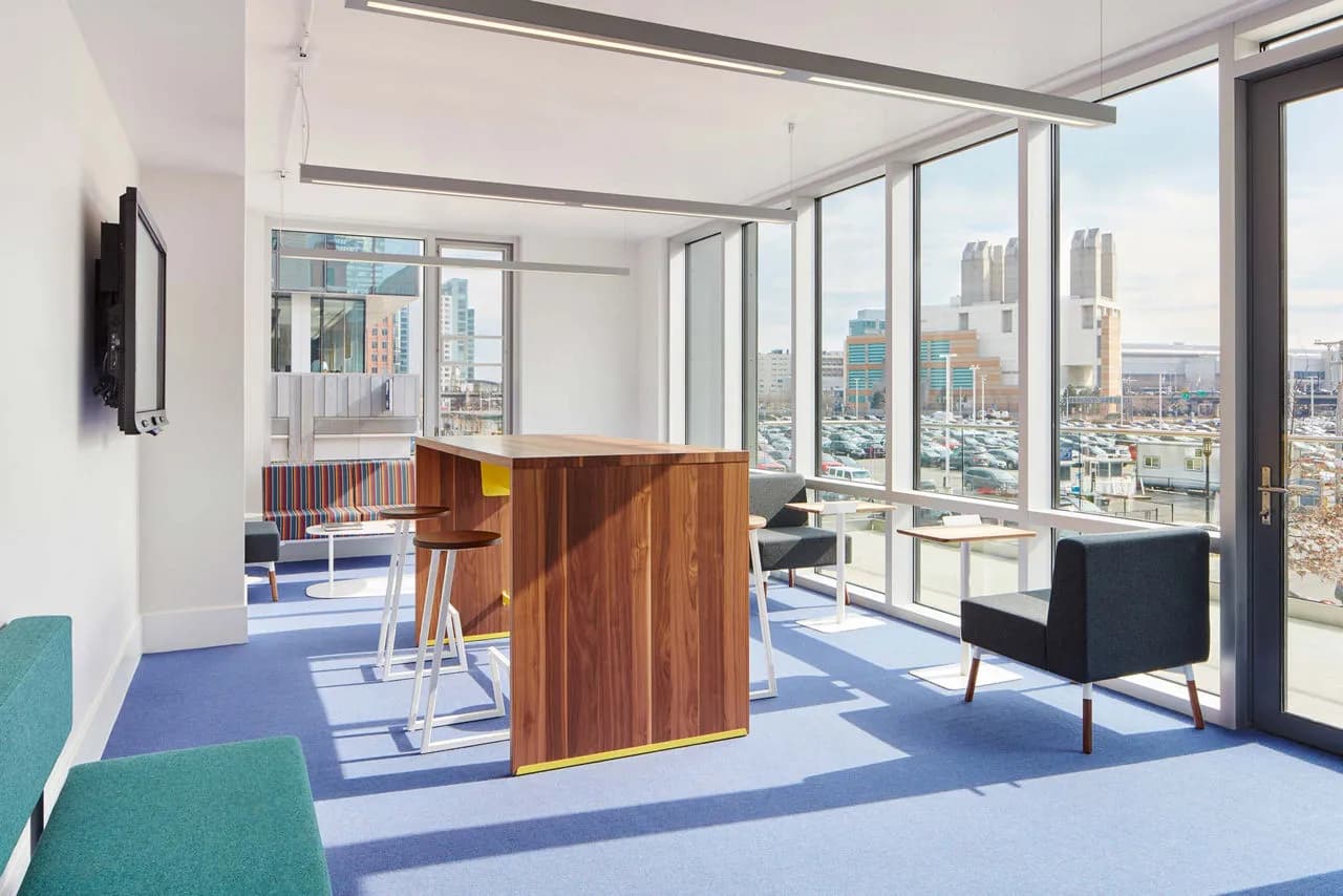 interior-skyworkspace