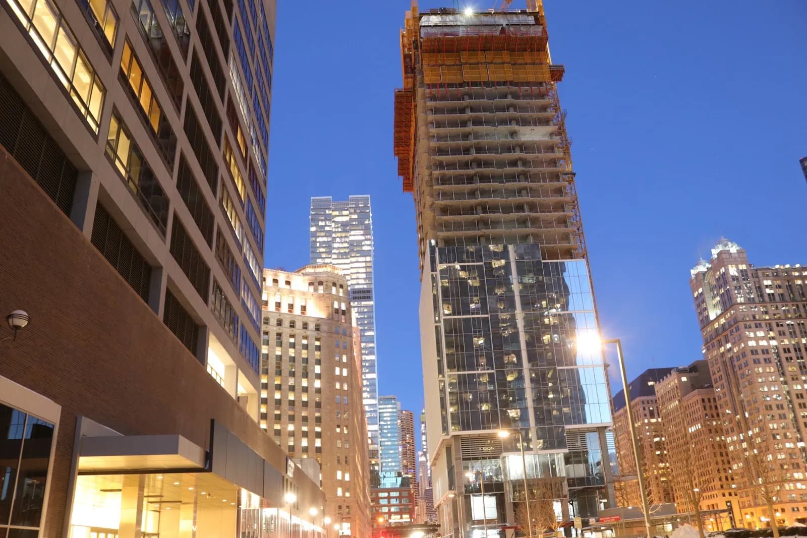exterior-nightstreet
