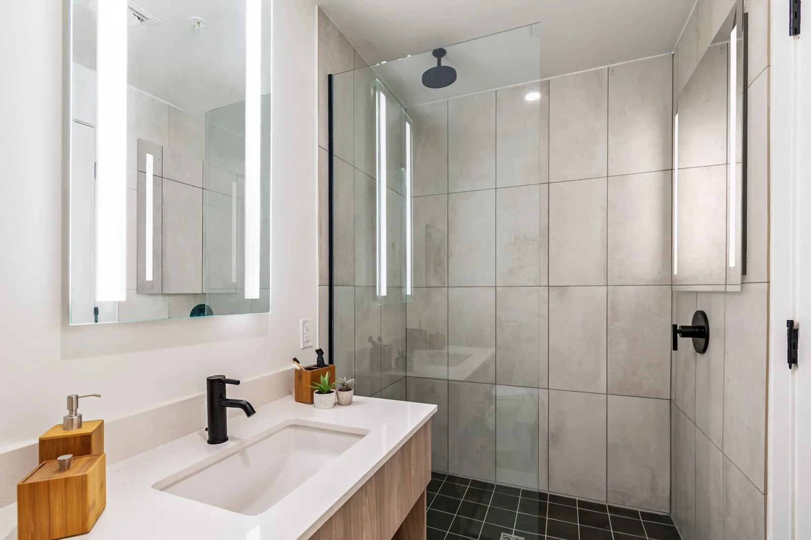 bathroom-shower