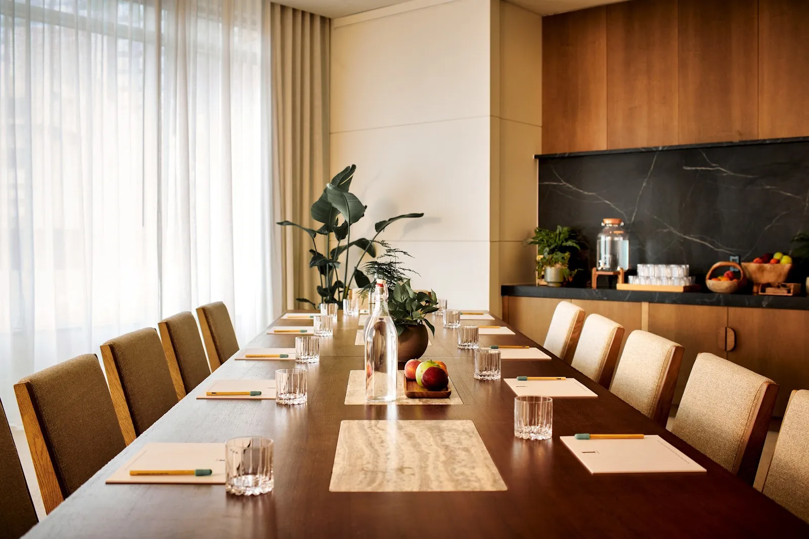 amenities-meetingroom