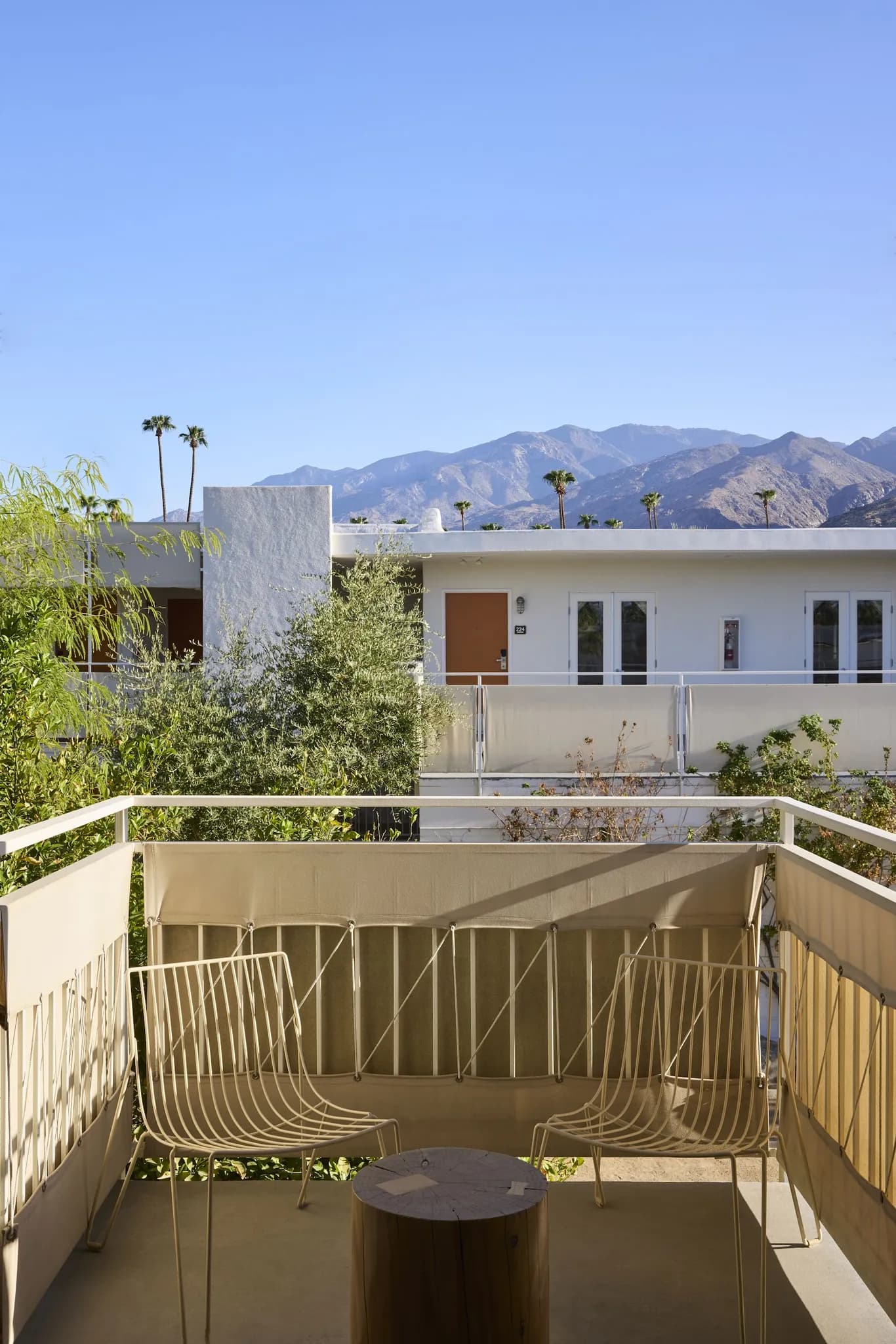 amenities-balcony