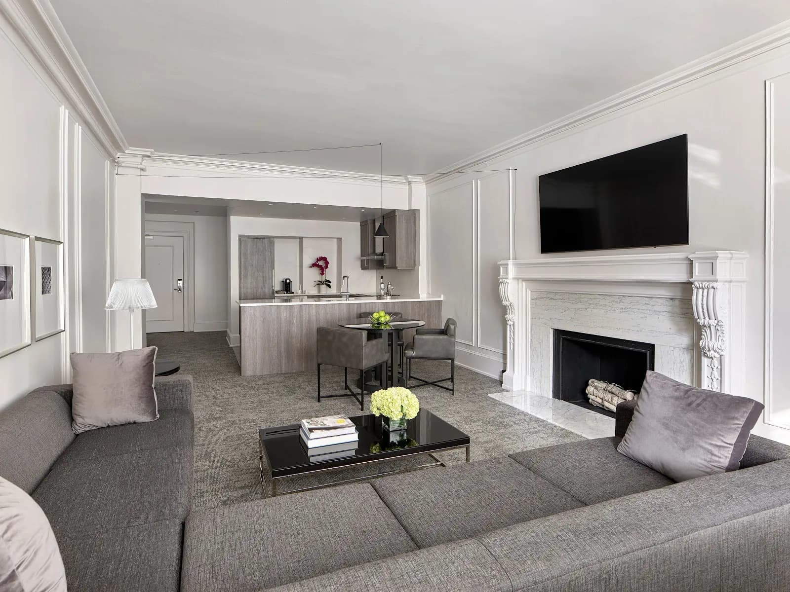 interior-suiteliving