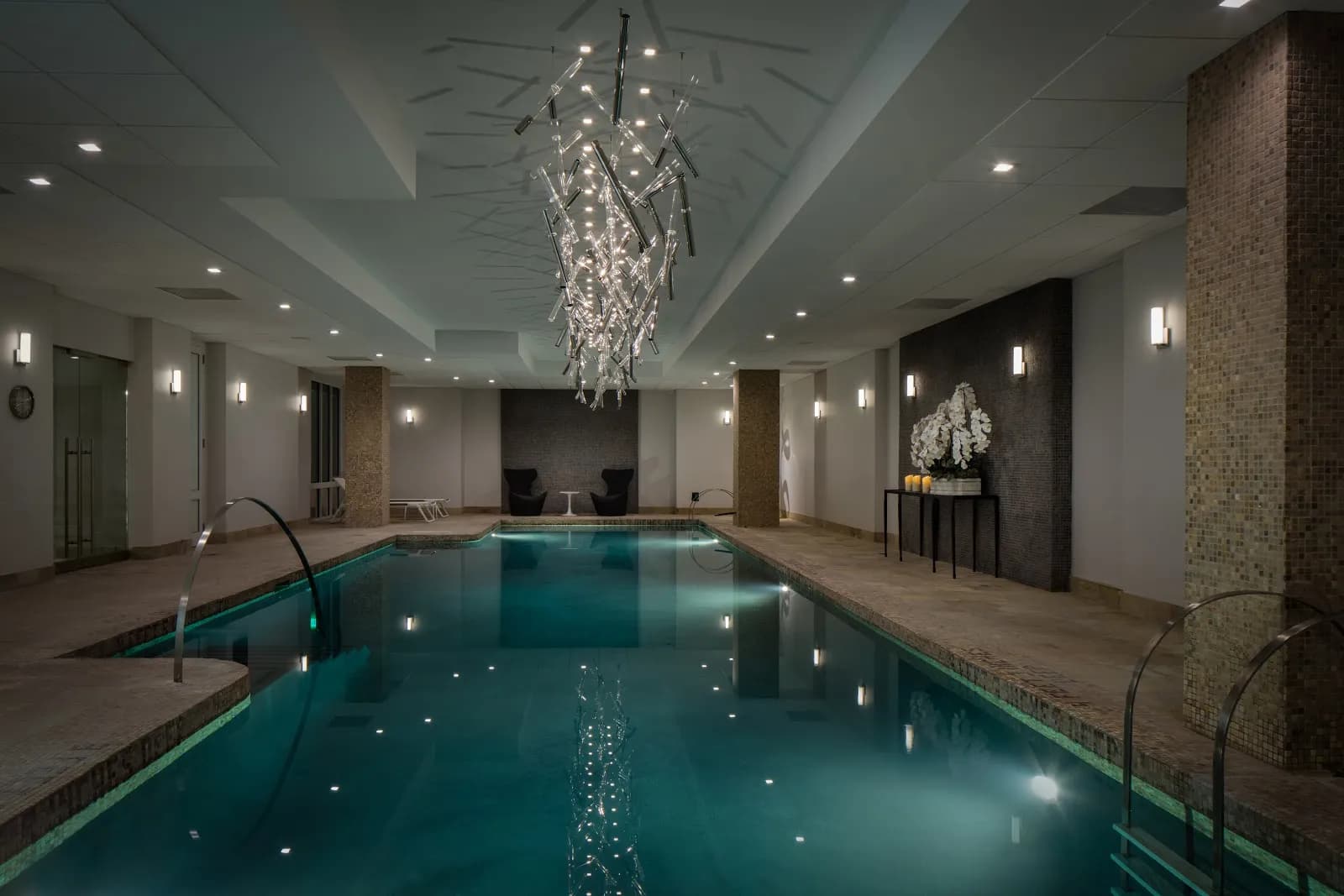 amenities-pool