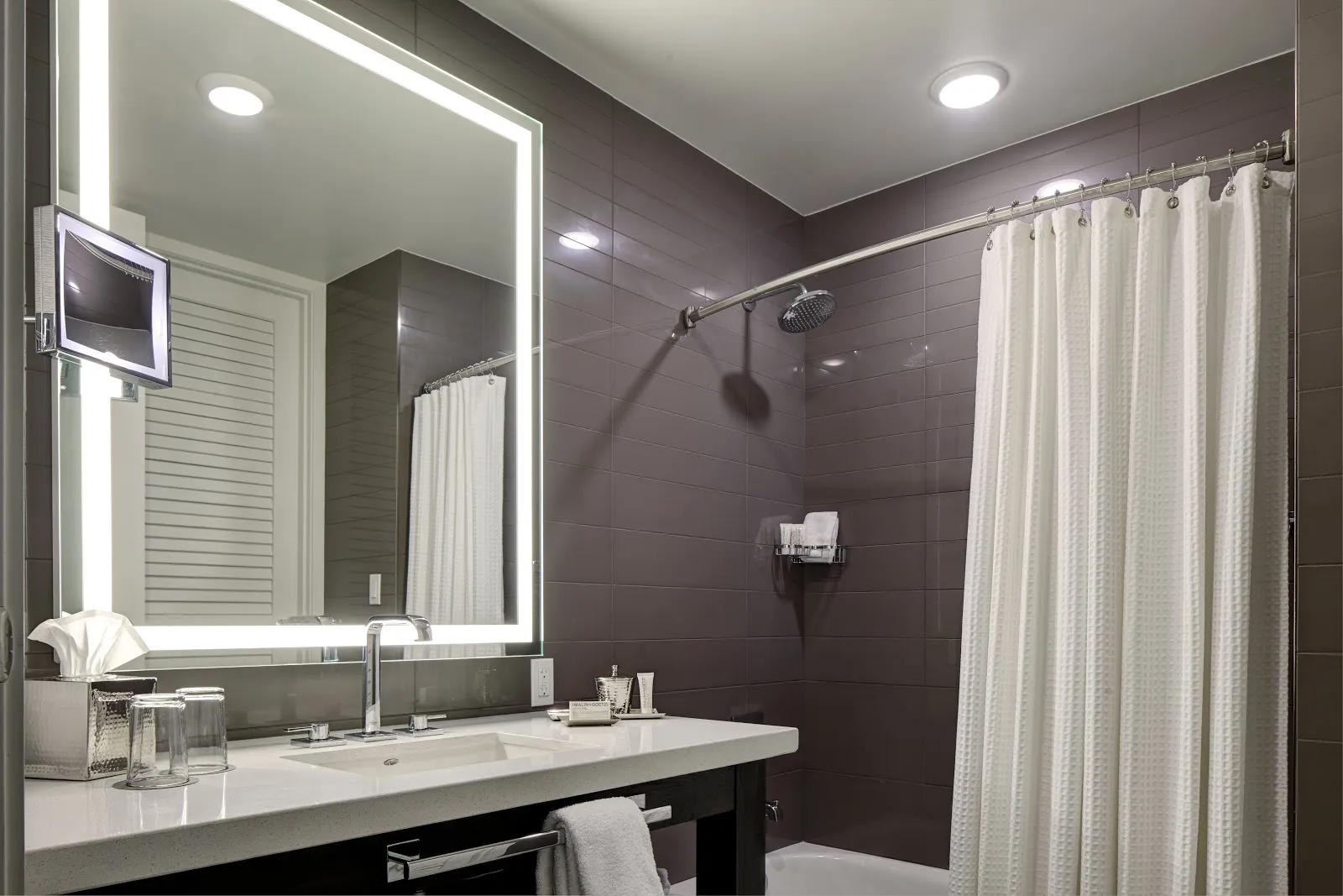 bathroom-shower