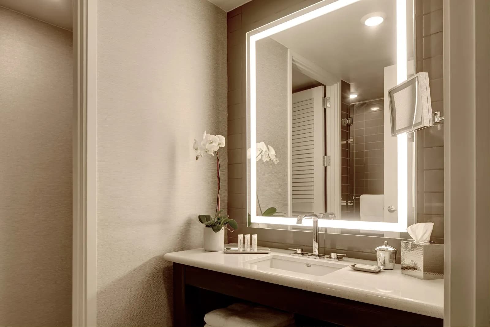 bathroom-vanity