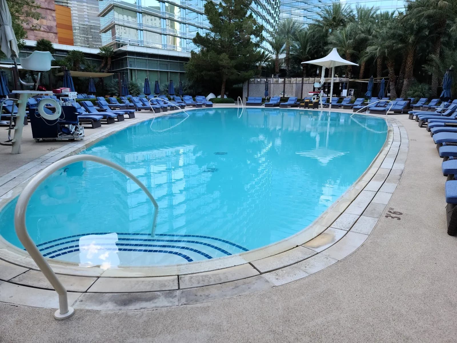 amenities-pool-2