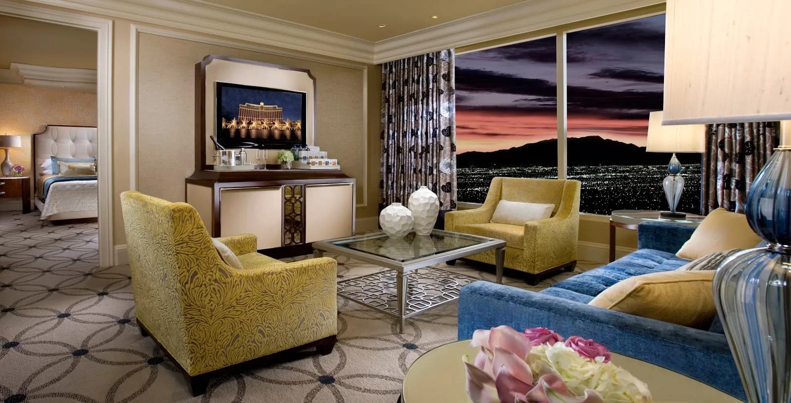 bedroom-suiteliving