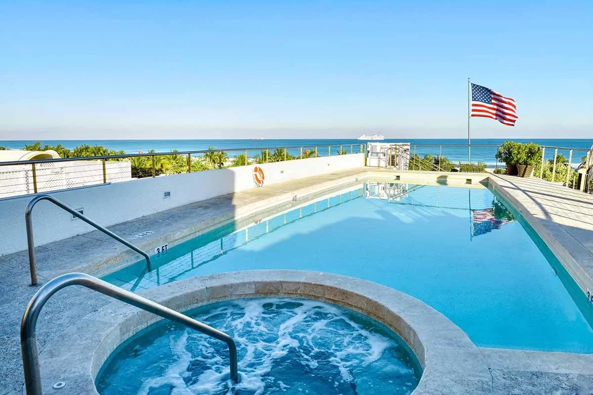 amenities-pool-2