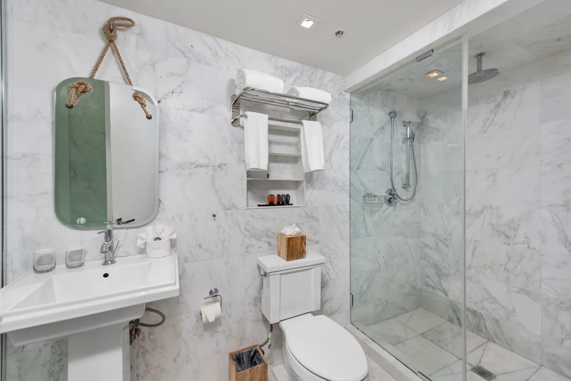 bathroom-shower