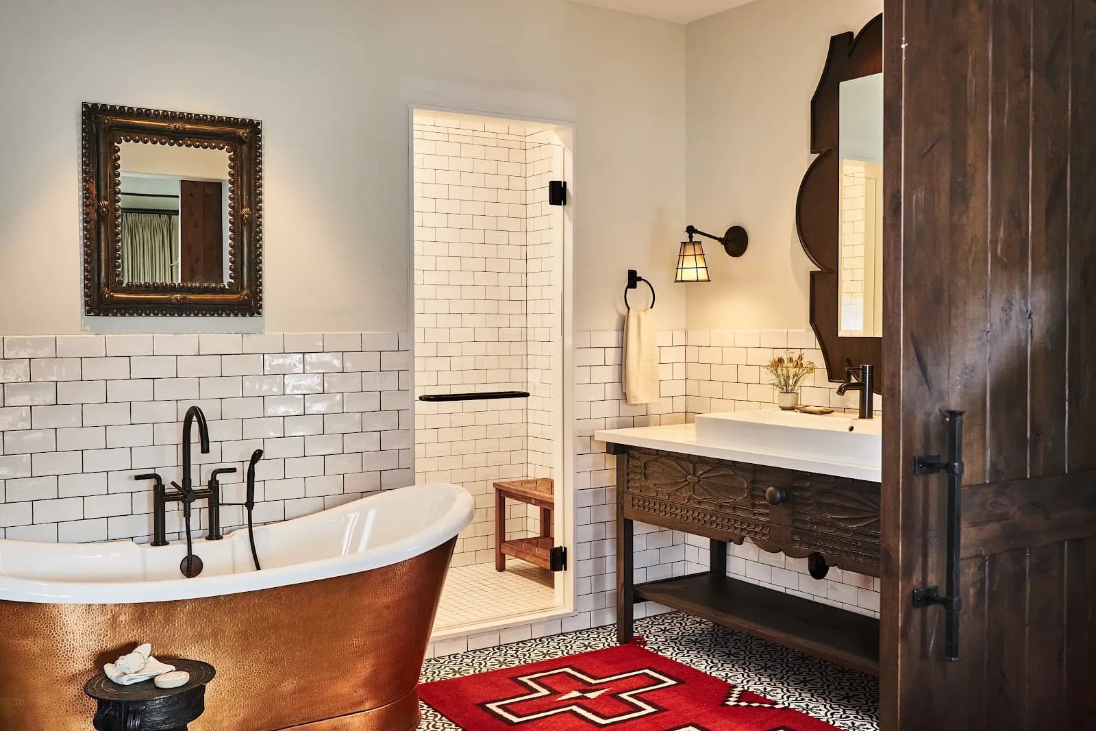 bathroom-bathtub