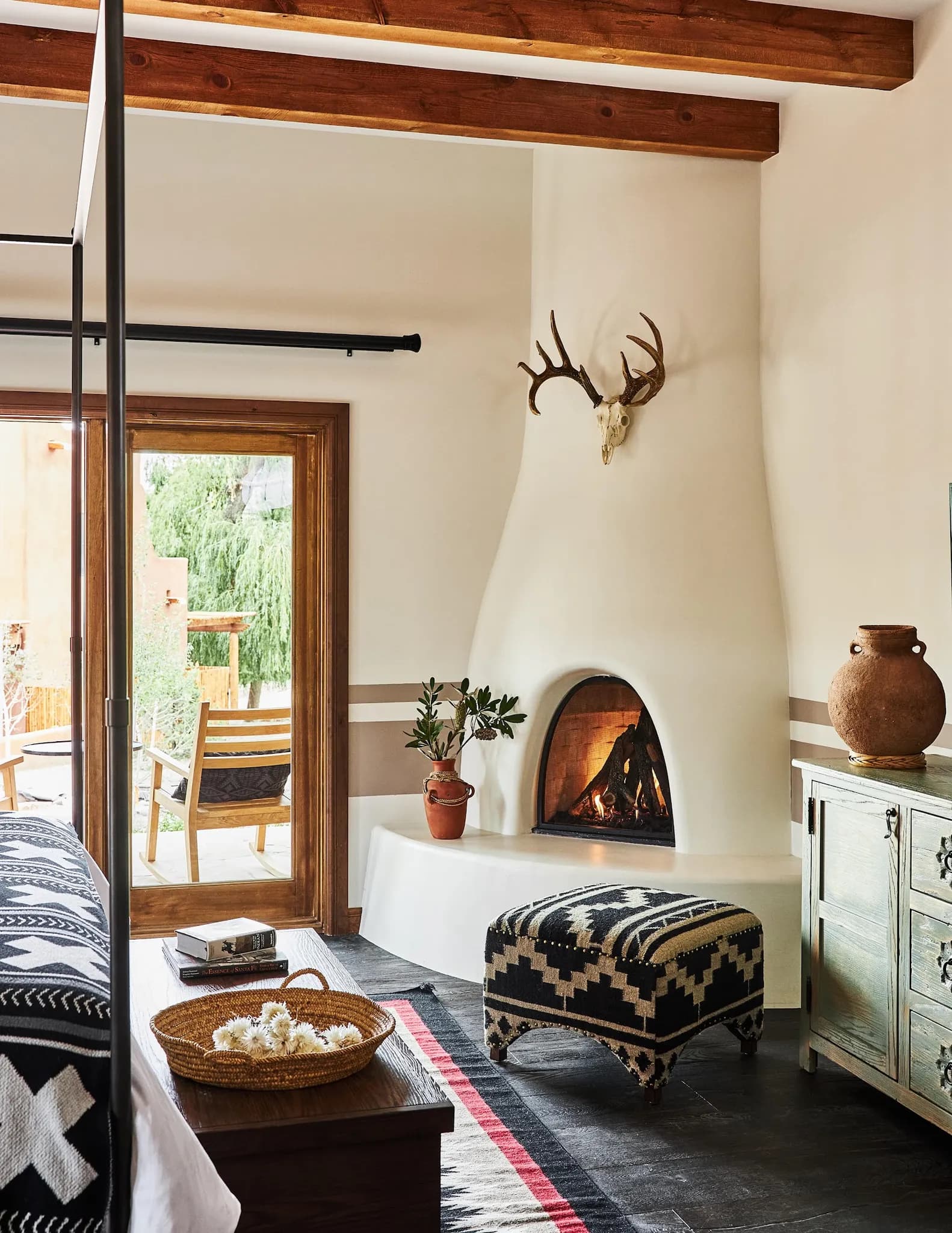 bedroom-fireplace