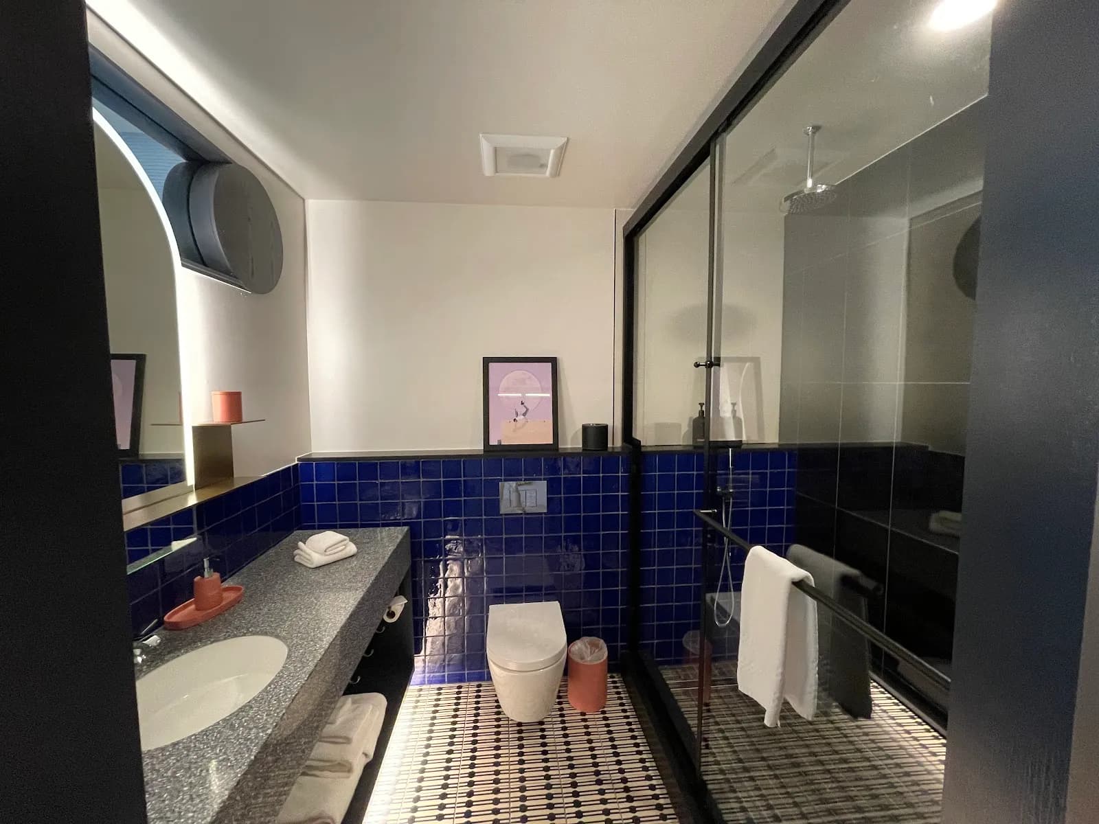 bathroom-shower
