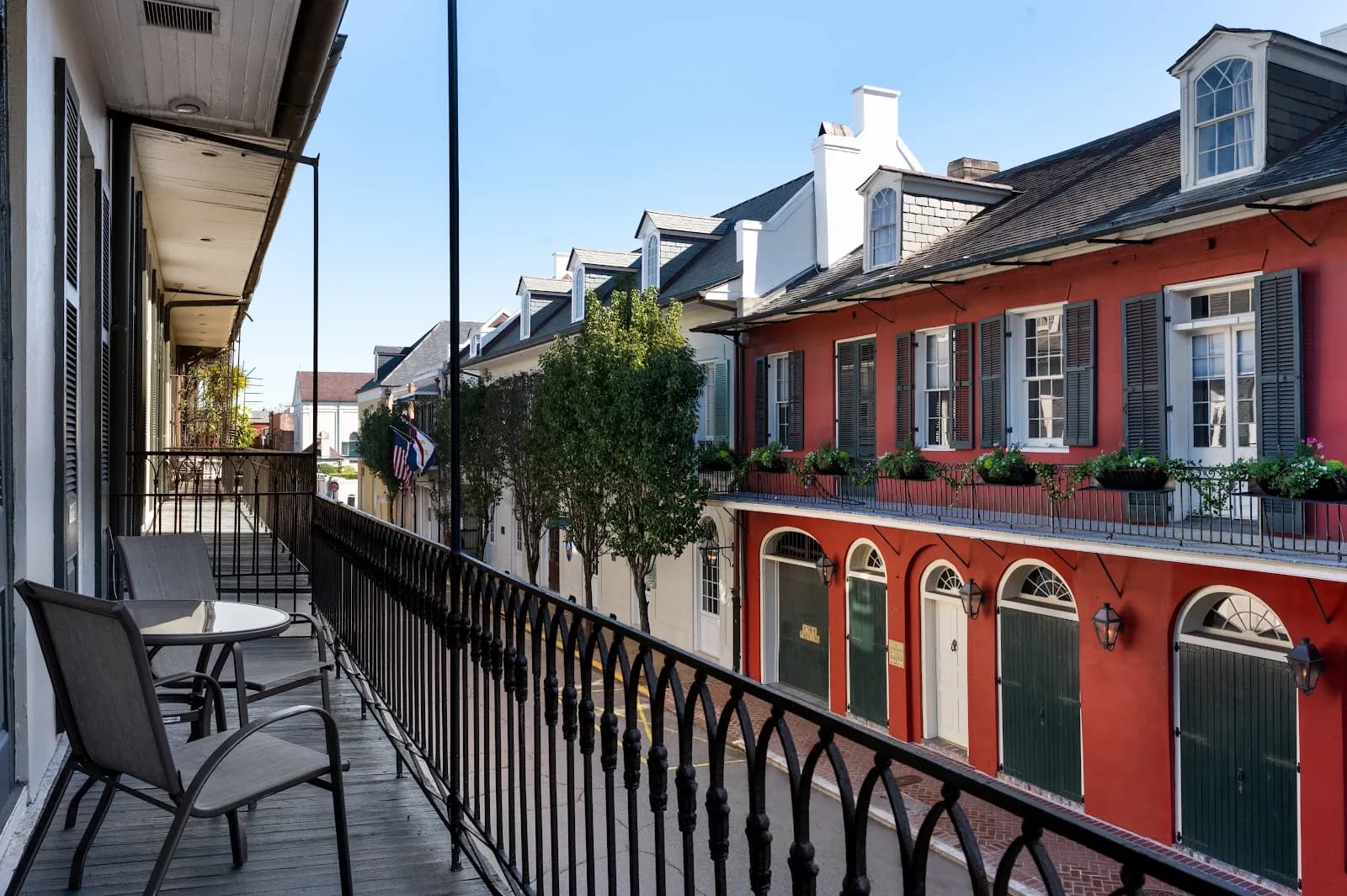 exterior-balcony
