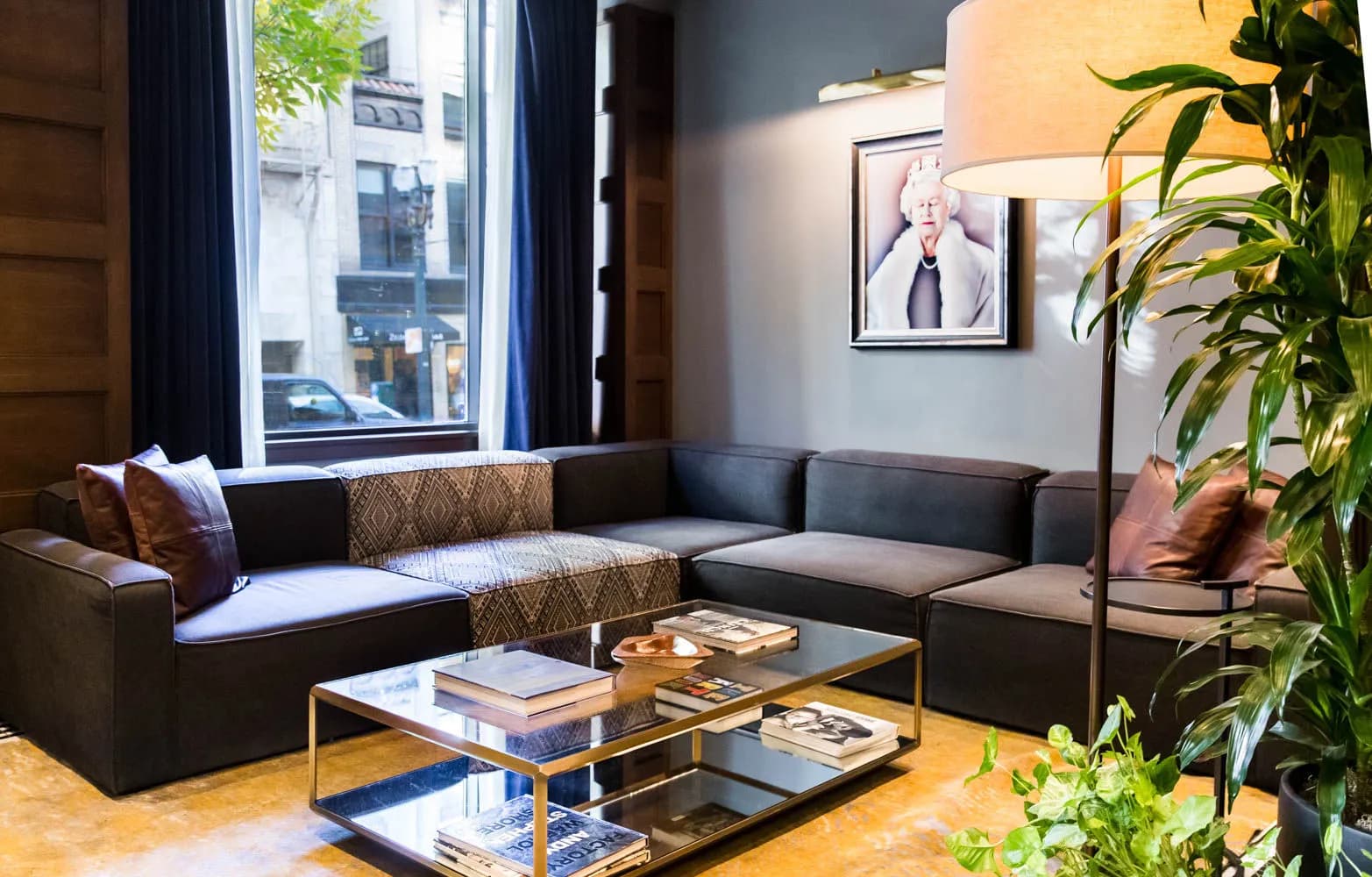 interior-lounge