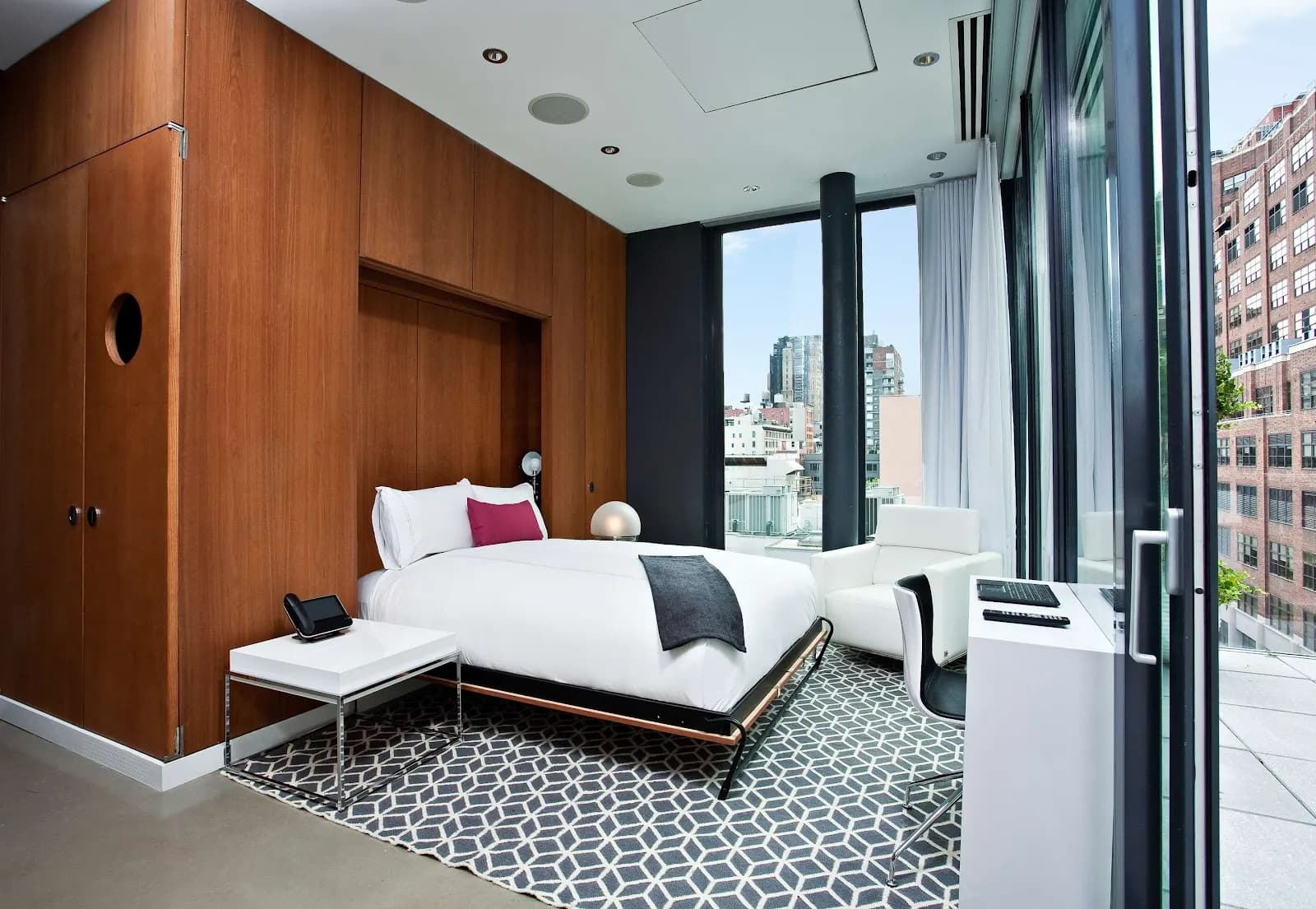 bedroom-cityview