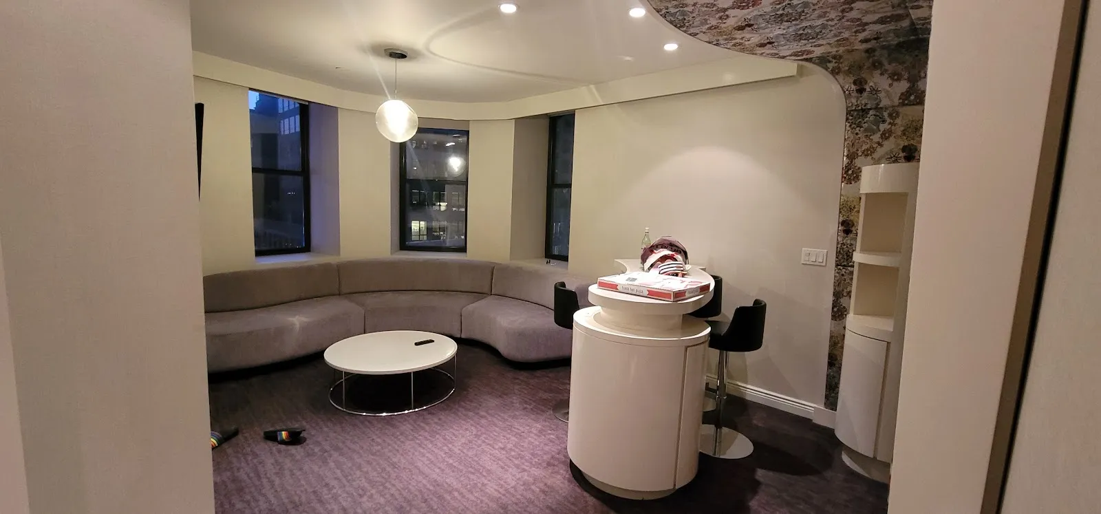 bedroom-suite