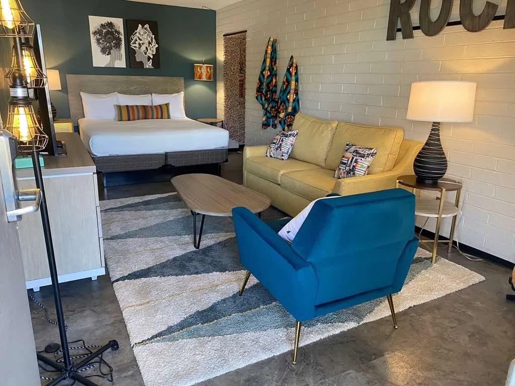bedroom-suite