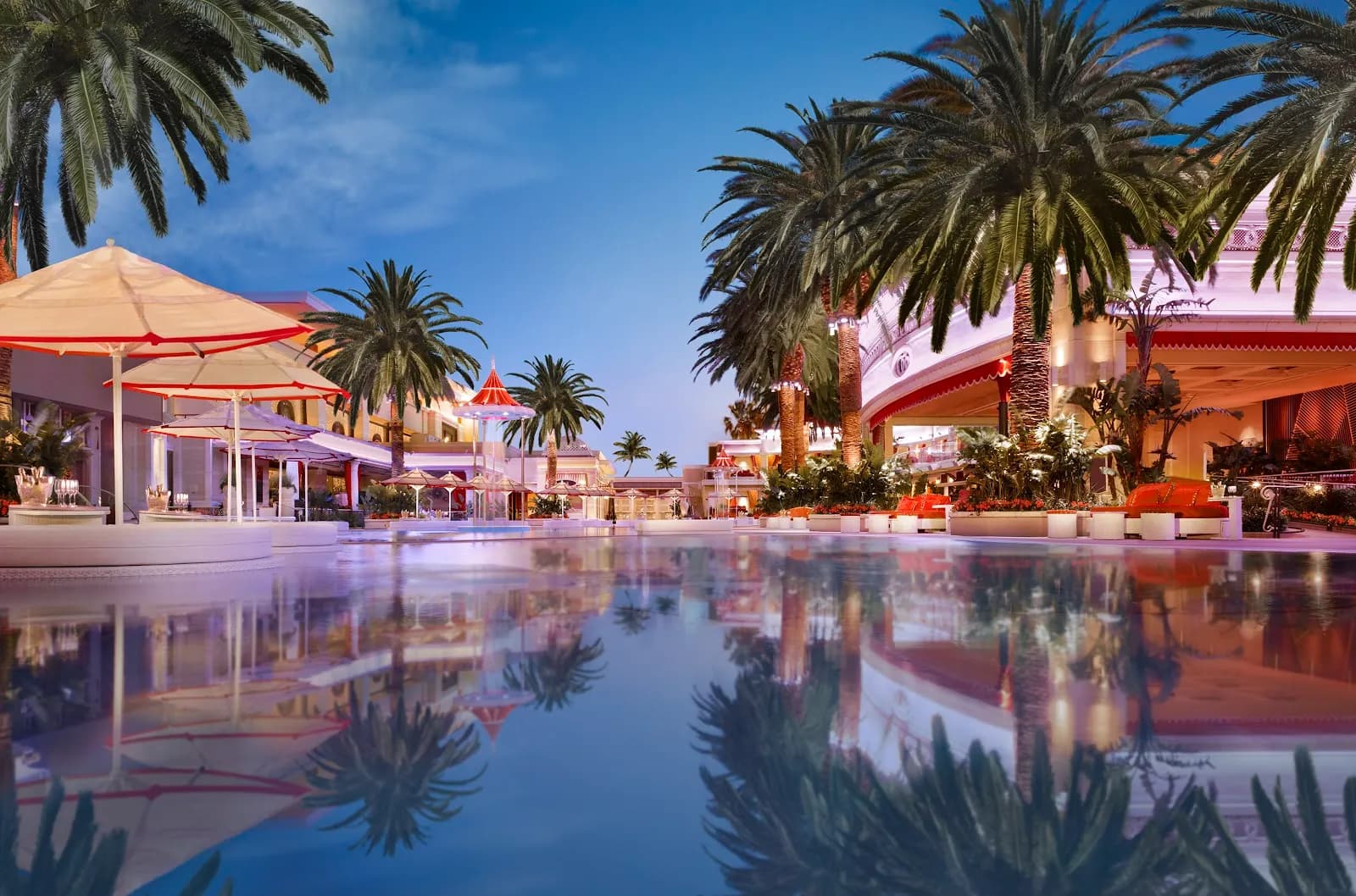 encoreatwynnlasvegas_amenities_pool