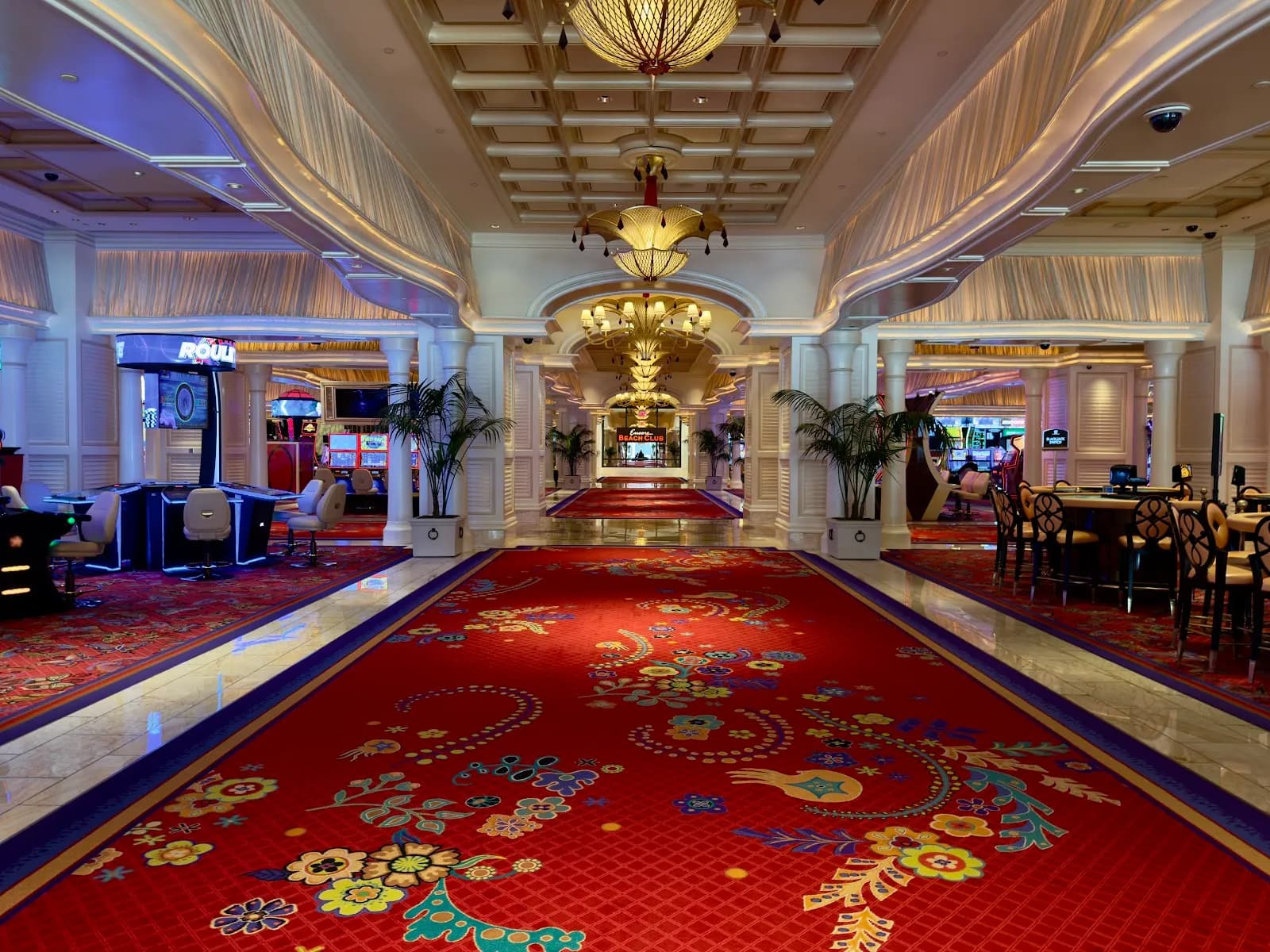 encoreatwynnlasvegas_interior_casinohall
