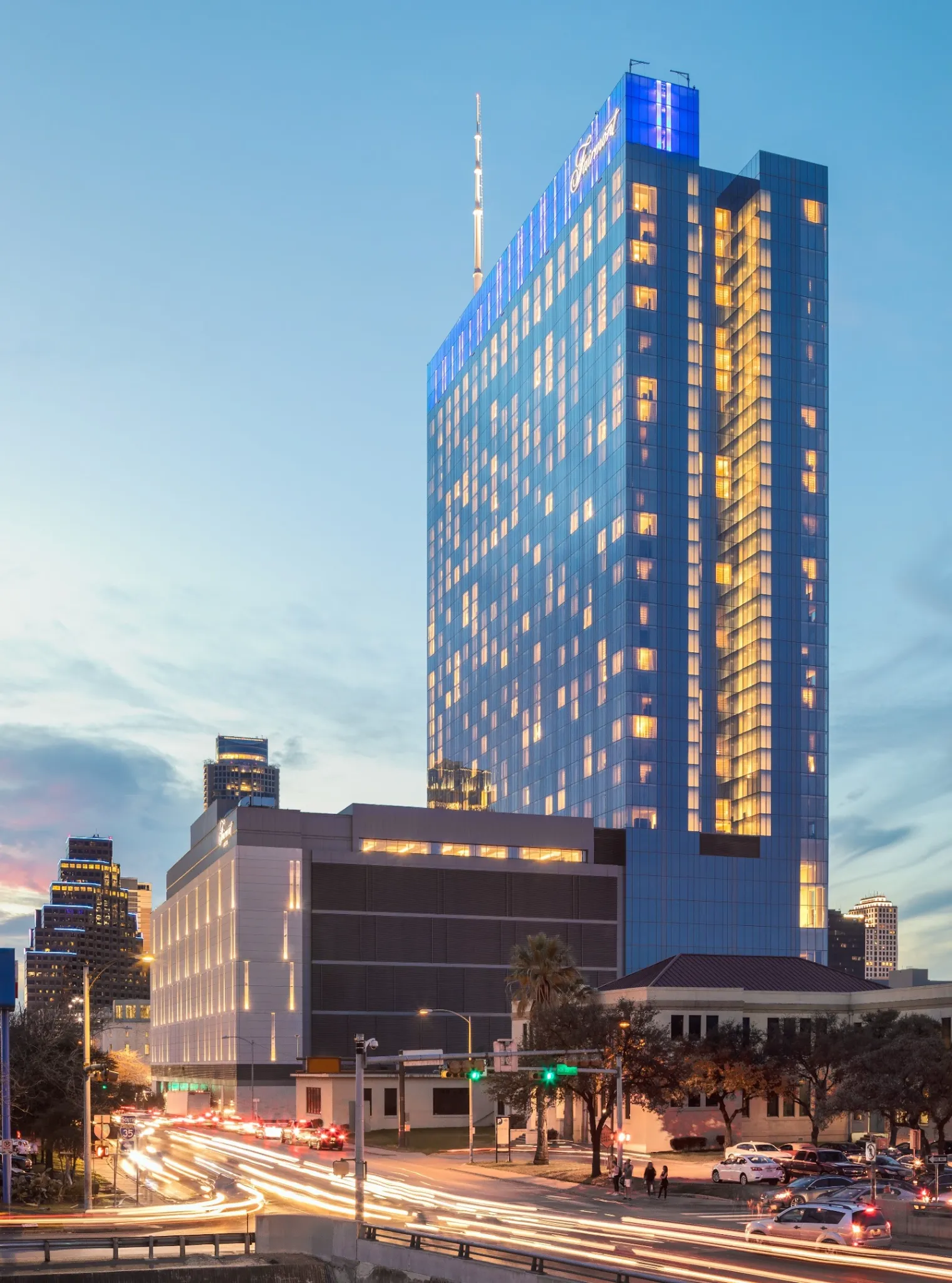 fairmontaustin_exterior_facade
