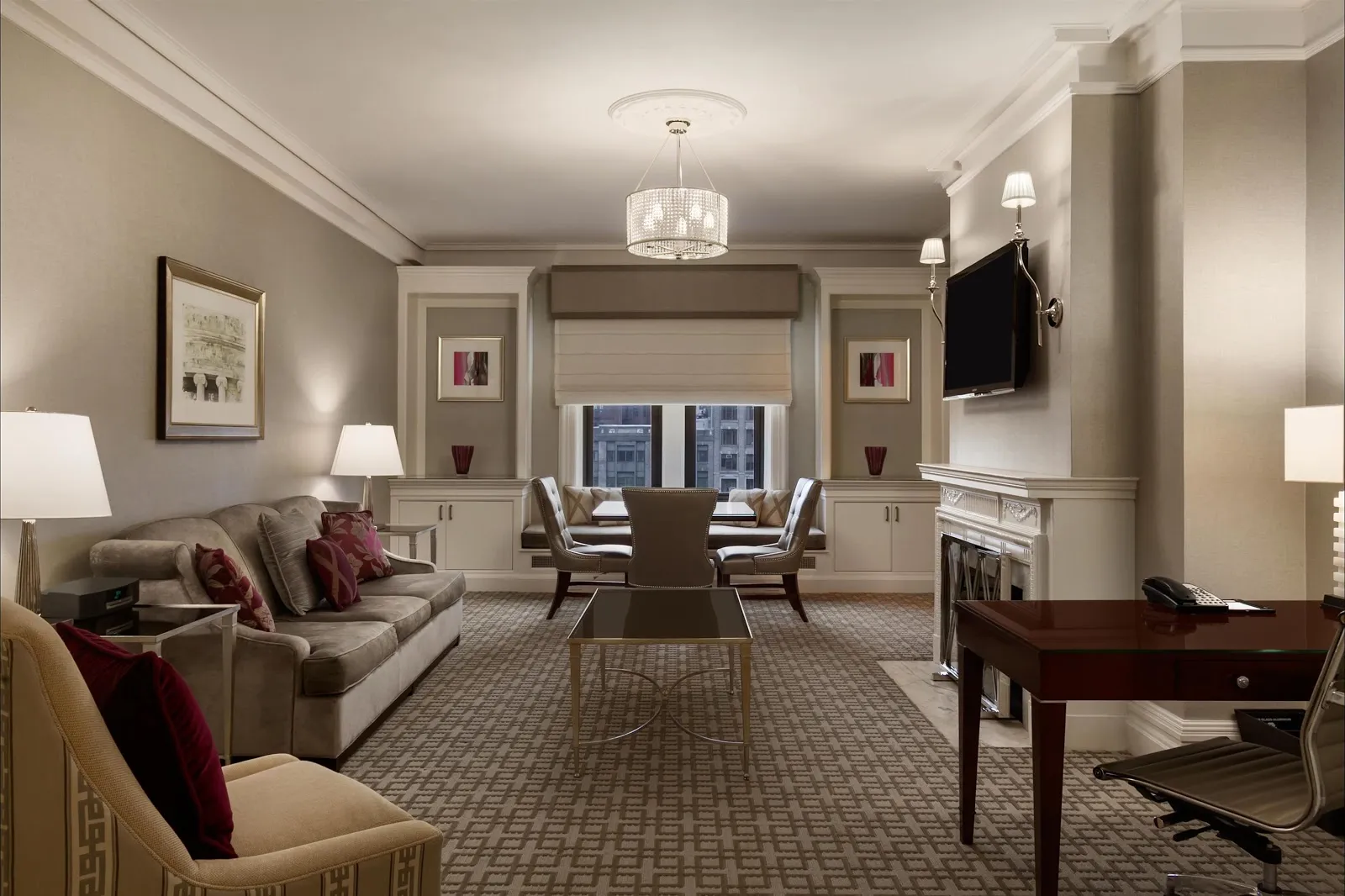 interior-suiteparlor