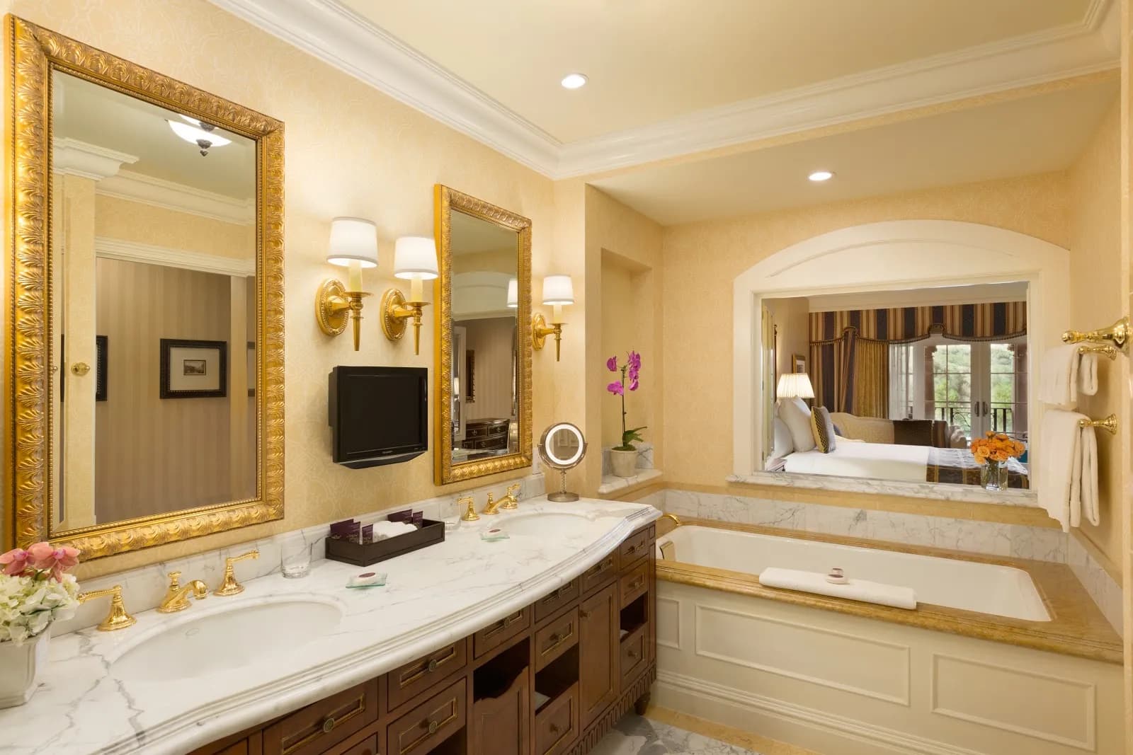 bathroom-vanity