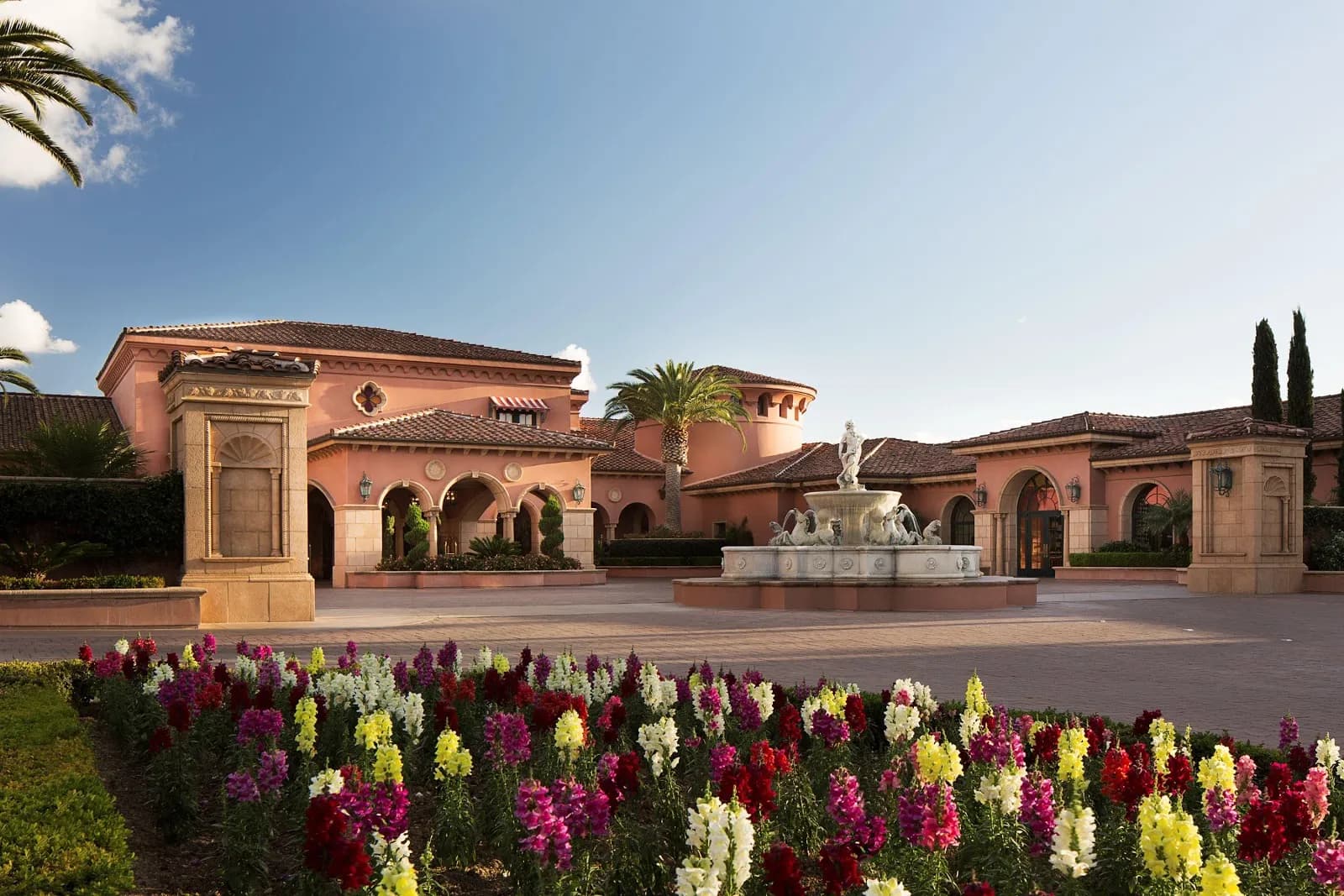 exterior-fountain