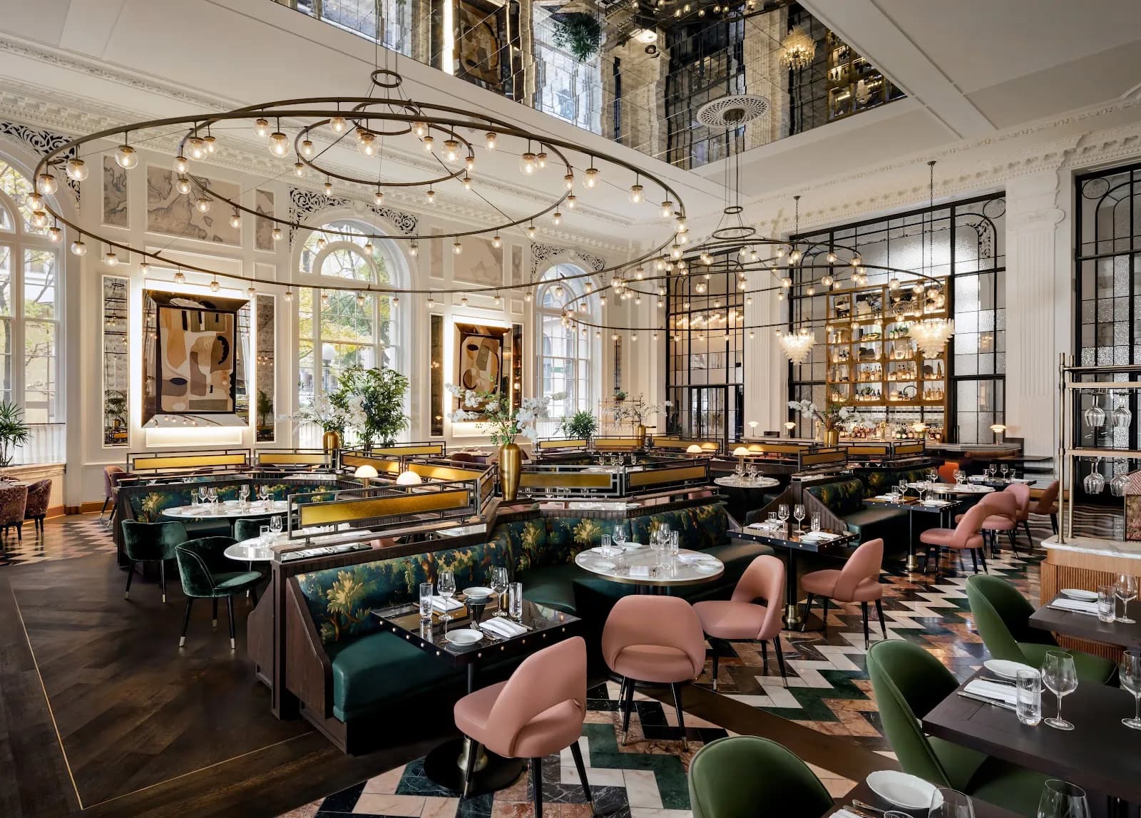 fairmontolympichotel_dining_restaurantseating