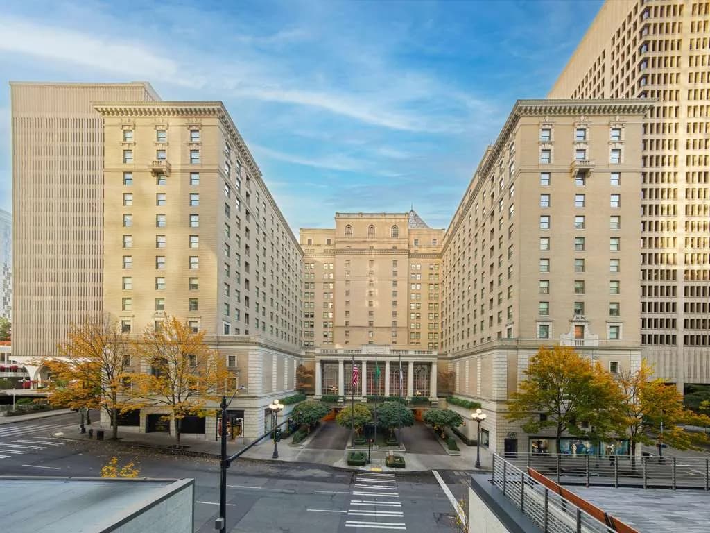 fairmontolympichotel_exterior_facade