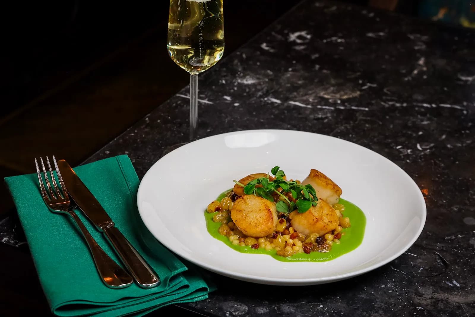 fairmontolympichotel_food_scallops