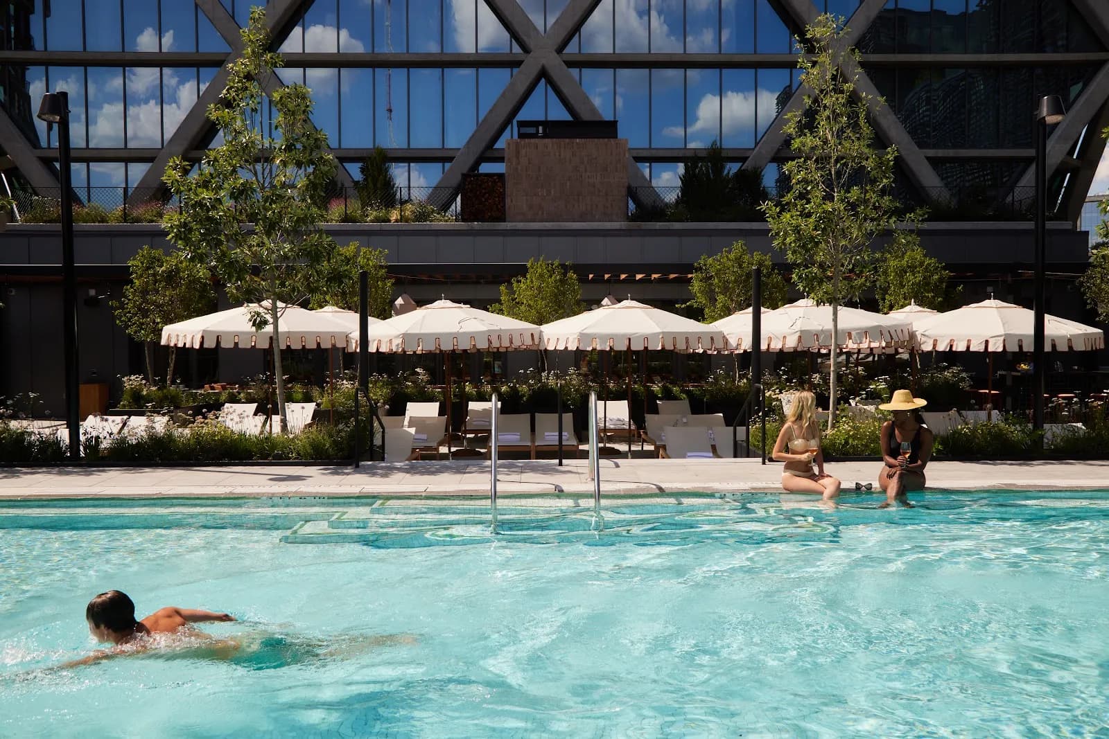 amenities-pool-2