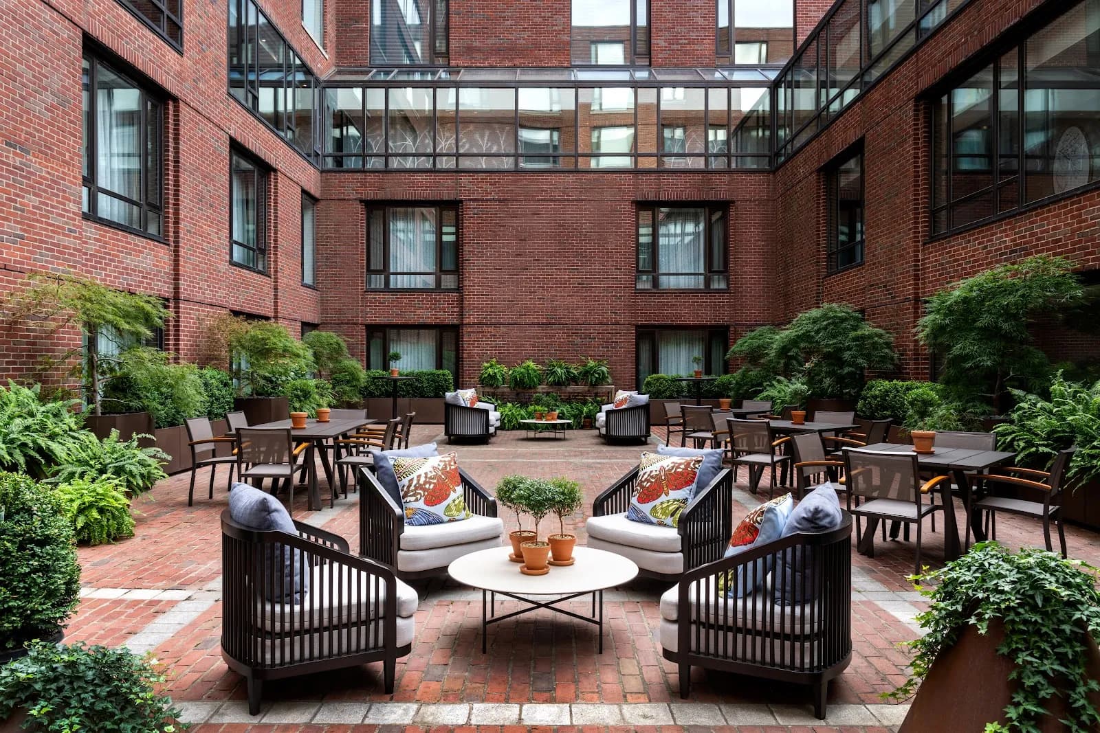 exterior-courtyard