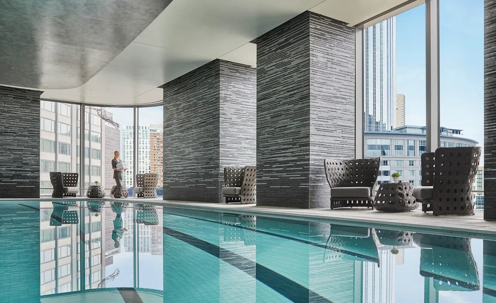amenities-pool