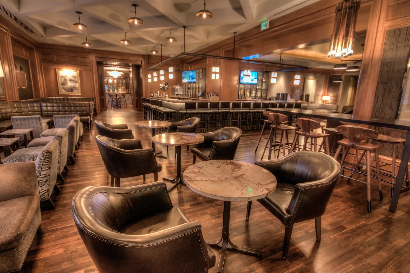dining-barlounge