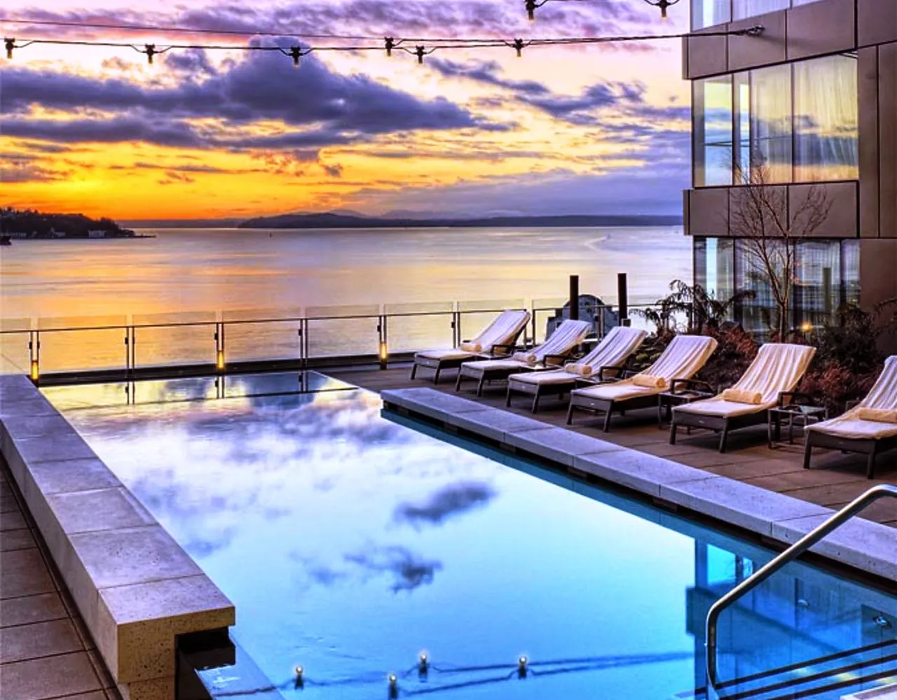 amenities-poolsunset
