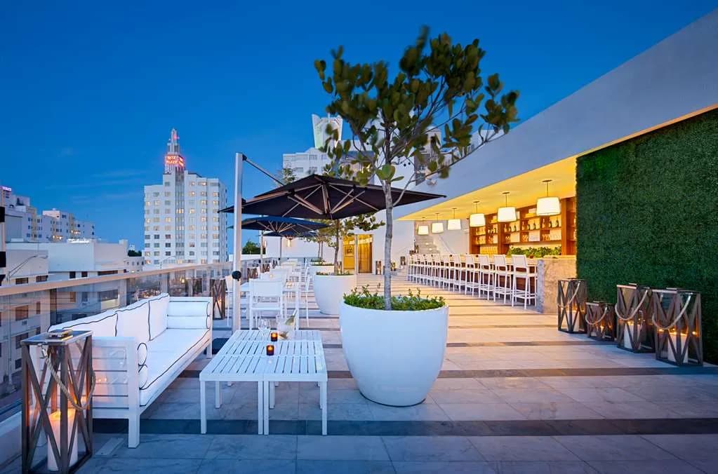 amenities-rooftopbar