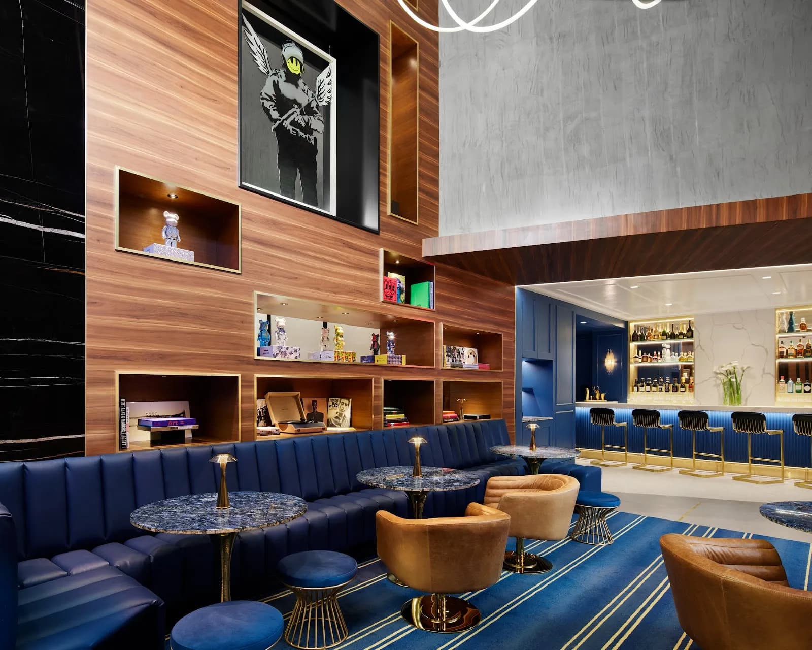 dining-lobbybar