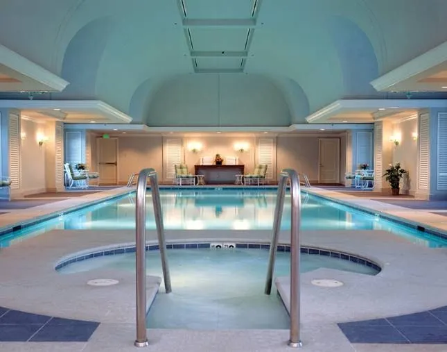 amenities-pool-2