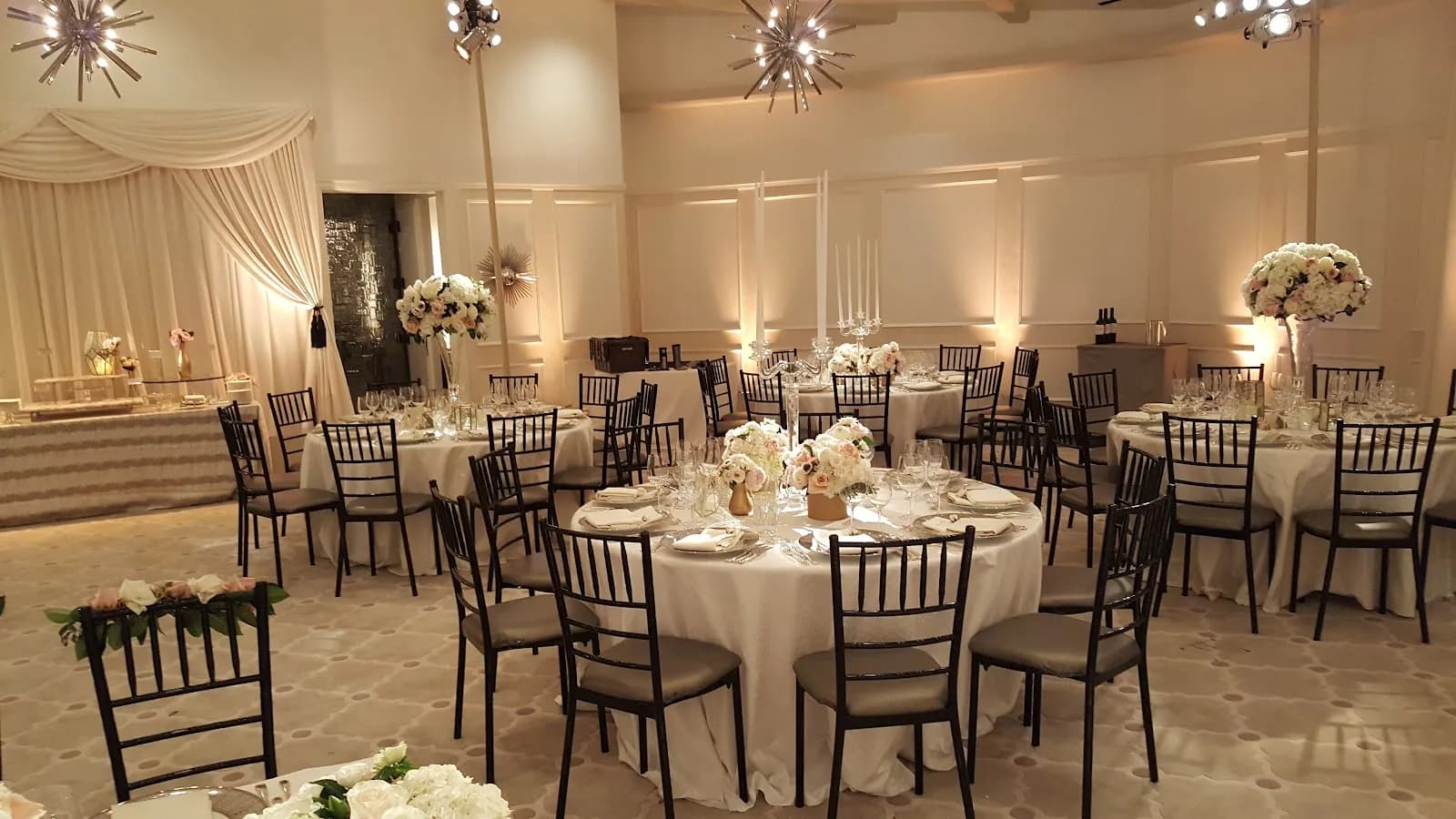 dining-ballroom