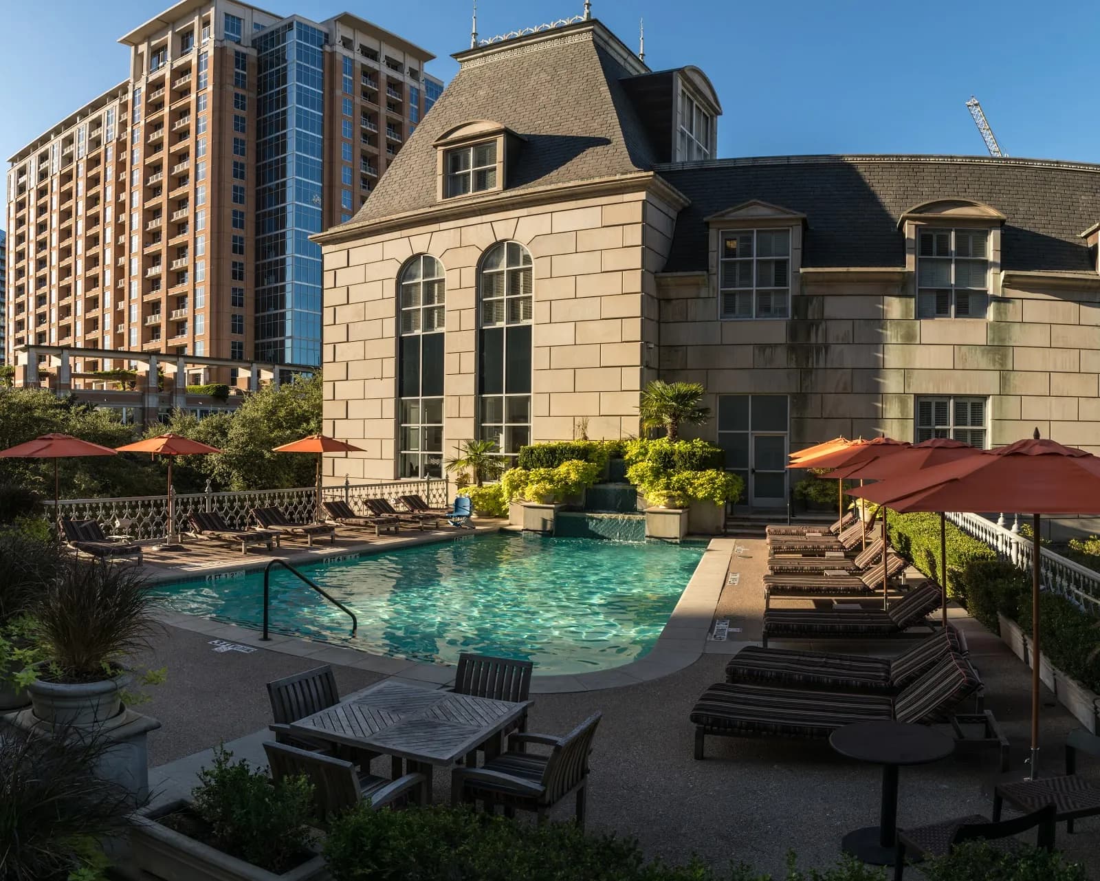 amenities-pool-3