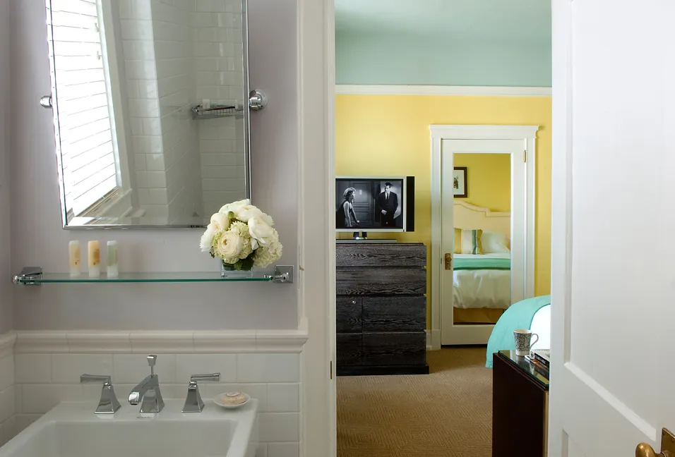 bathroom-vanity