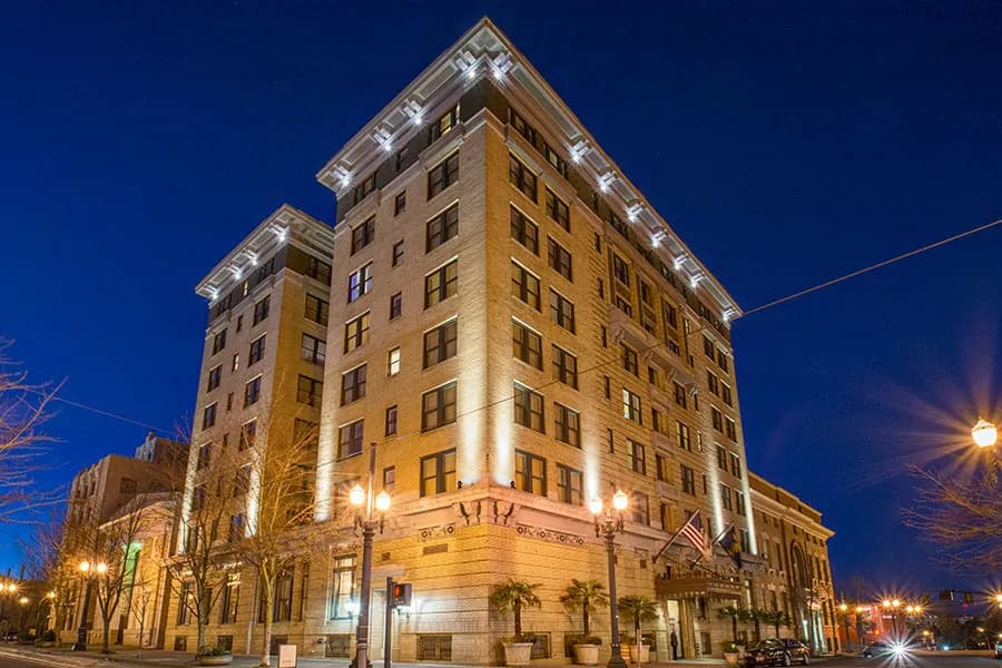 exterior-nightview